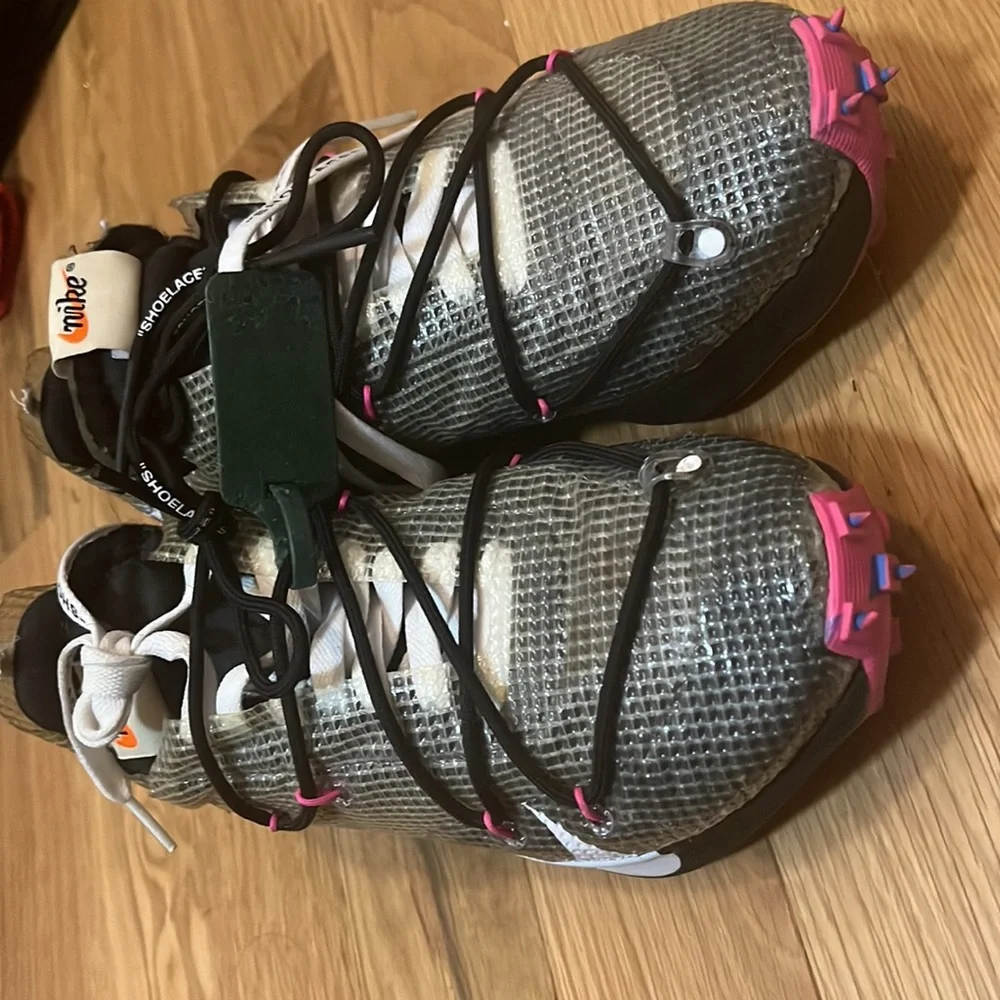 Off white runners - Picture 5 of 8